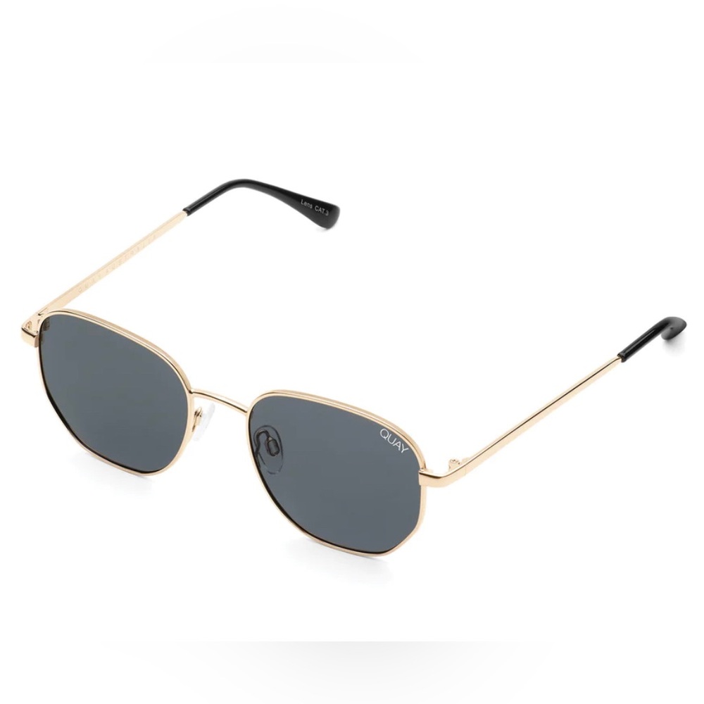 LIKE NEW! QUAY BIG TIMER SUNGLASSES (Gold/Smoke Polarized)